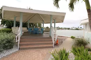 9495 Blind Pass Rd, Saint Pete Beach, FL 33706 - Photo 37
