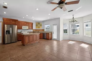 1850 Sandy Knoll Cir N, Lakeland, FL 33813 - Photo 23