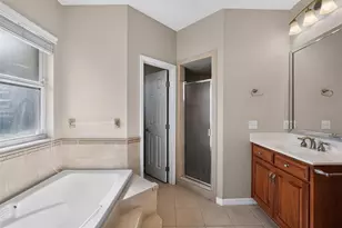 1850 Sandy Knoll Cir N, Lakeland, FL 33813 - Photo 35