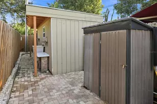 8028 25th Ave N, Saint Petersburg, FL 33710 - Photo 33