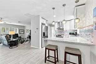 28 Wall Terrace, Redington Shores, FL 33708 - Photo 7