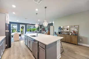 11822 Chevelon Ln, Parrish, FL 34219 - Photo 9