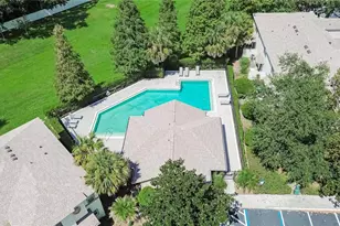 2919 Royal Tuscan Ln, Valrico, FL 33594 - Photo 5