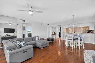 6251 Shoreline Dr, Seminole, FL 33708 - Photo 23