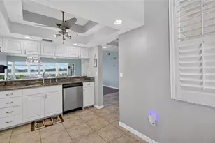 6251 Shoreline Dr, Seminole, FL 33708 - Photo 17