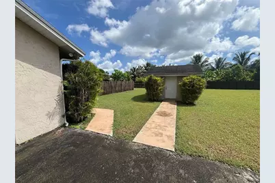19320 SW 295th Street, Homestead, FL 33030 - Photo 17