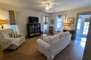 7427 Chapel Ave, New Port Richey, FL 34652 - Photo 3