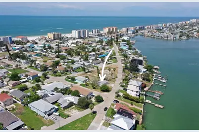 330 133rd Avenue E, Madeira Beach, FL 33708 - Photo 15