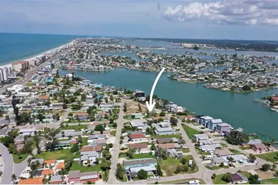330 133rd Avenue E, Madeira Beach, FL 33708 - Photo 7