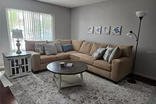 206 Sola Ln, Sun City Center, FL 33573 - Photo 5
