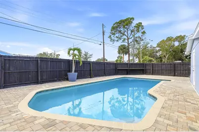 4095 Locust Street NE, Saint Petersburg, FL 33703 - Photo 33