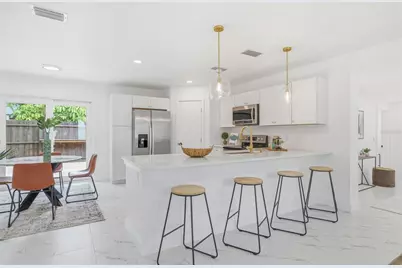 4095 Locust Street NE, Saint Petersburg, FL 33703 - Photo 9