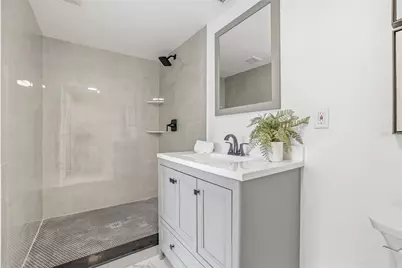 4095 Locust Street NE, Saint Petersburg, FL 33703 - Photo 23