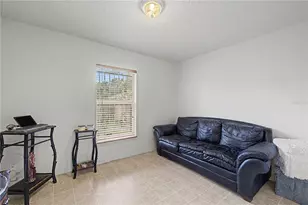 2423 E Okara Rd, Tampa, FL 33612 - Photo 21