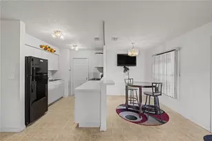 2423 E Okara Rd, Tampa, FL 33612 - Photo 9