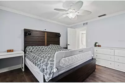 11312 Robert Dr., Seminole, FL 33778 - Photo 23