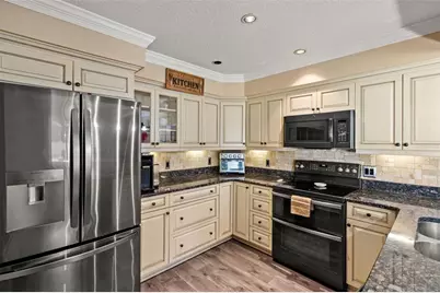 11312 Robert Dr., Seminole, FL 33778 - Photo 15