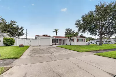 6147 31st Avenue N, Saint Petersburg, FL 33710 - Photo 3
