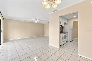 11409 8th St N, Saint Petersburg, FL 33716 - Photo 9