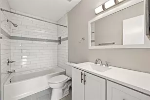 11409 8th St N, Saint Petersburg, FL 33716 - Photo 5
