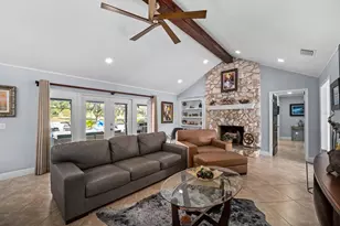 2709 Fairway View Dr, Valrico, FL 33596 - Photo 5
