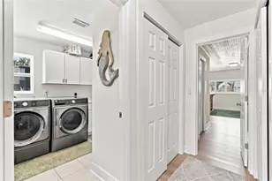 1303 SE Kings Bay Dr, Crystal River, FL 34429 - Photo 19