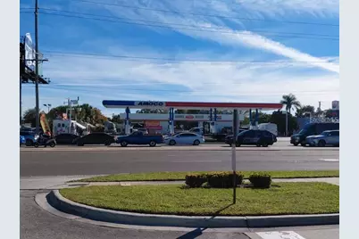 7906 W Hillsborough Avenue, Tampa, FL 33615 - Photo 5