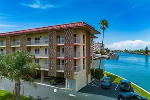 105 Island Way, Clearwater, FL 33767 - Photo 7