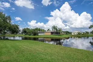 570 Vallance Way NE, Saint Petersburg, FL 33716 - Photo 31
