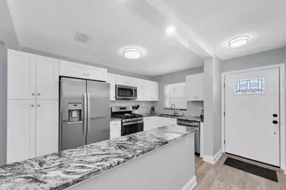 5603 80th Street N #415, Saint Petersburg, FL 33709 - Photo 9