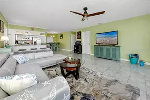 11215 3rd St E, Treasure Island, FL 33706 - Photo 11