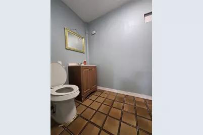 1015 W Humphrey Street, Tampa, FL 33604 - Photo 7
