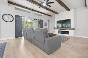 7720 Paradiso Dr, Apollo Beach, FL 33572 - Photo 9