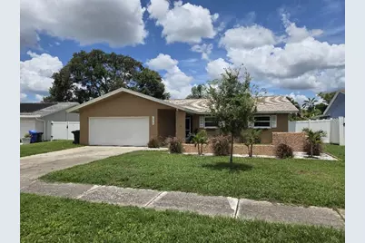 1606 Dale Circle N, Dunedin, FL 34698 - Photo 1