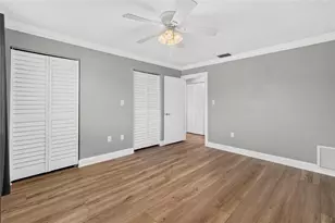 9133 Pinehurst Dr, Seminole, FL 33777 - Photo 25