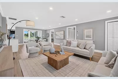 9133 Pinehurst Drive #6R, Seminole, FL 33777 - Photo 5