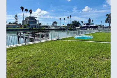 722 Pruitt Drive, Madeira Beach, FL 33708 - Photo 5