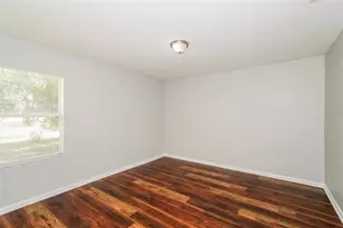 5203 N 39th St, Tampa, FL 33610 - Photo 9