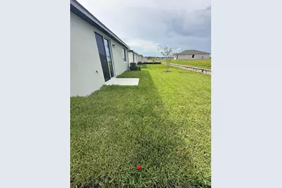 1518 Brekey Way, Zephyrhills, FL 33541 - Photo 37