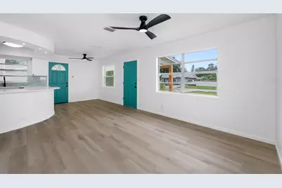 8176 65th Street N, Pinellas Park, FL 33781 - Photo 9
