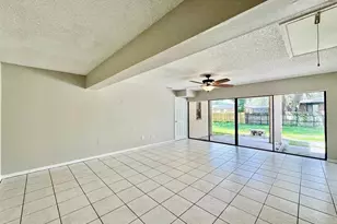 5132 Chilkoot St, Tampa, FL 33617 - Photo 15