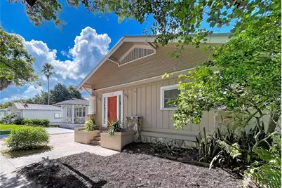 210 W Floribraska Avenue, Tampa, FL 33603 - Photo 3