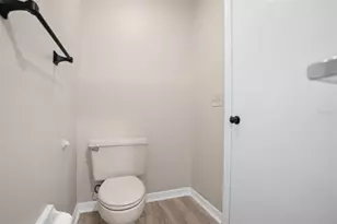 15319 W Pond Woods Dr, Tampa, FL 33618 - Photo 27