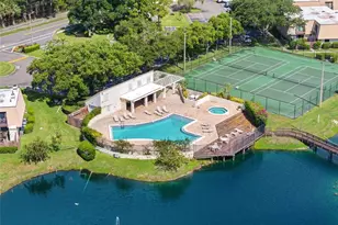 15319 W Pond Woods Dr, Tampa, FL 33618 - Photo 39