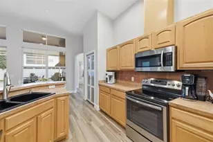 8518 Parrots Landing Dr, Tampa, FL 33647 - Photo 19