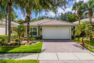 15818 Cobble Mill Dr, Wimauma, FL 33598 - Photo 7