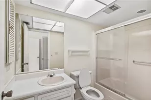 1609 Whitebridge Dr, Palm Harbor, FL 34684 - Photo 19
