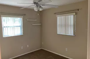 1319 35th St N, Saint Petersburg, FL 33713 - Photo 9