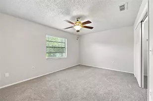 7902 Royal Stewart Dr, New Port Richey, FL 34653 - Photo 11