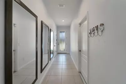 12227 Blue Pacific Drive, Riverview, FL 33579 - Photo 5
